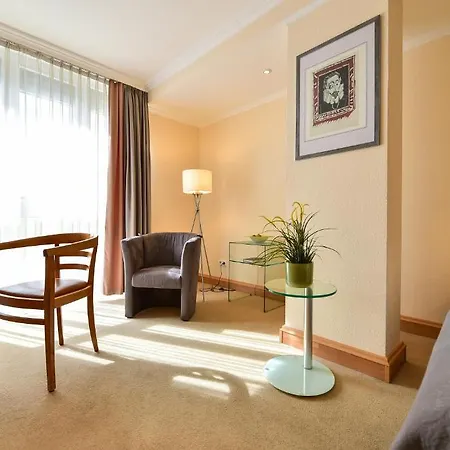 Hotel Stadt 3*
